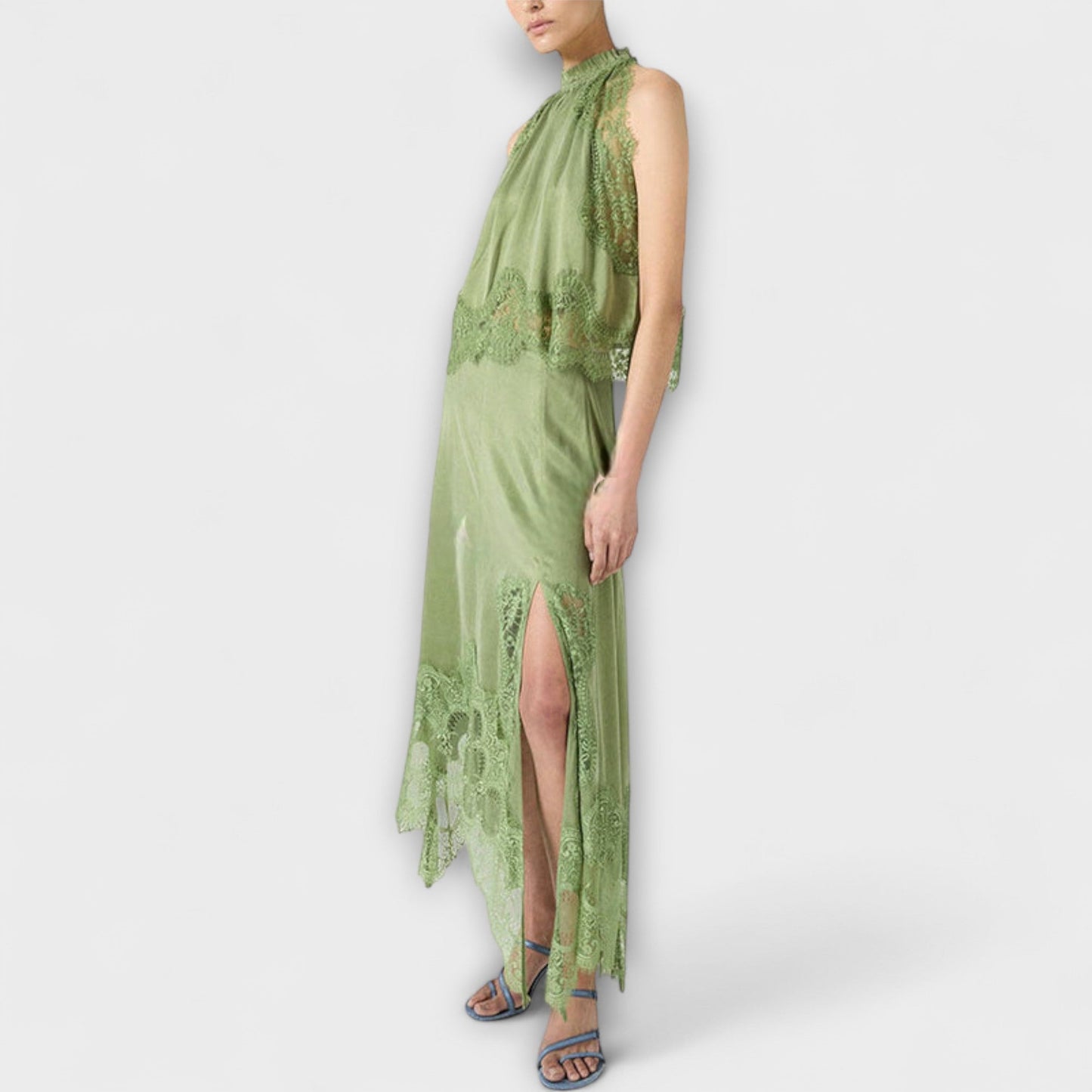 Kaia - Bluzka satynowa z koronkowym wykończeniem i plisowanym dekoltem w zestawie