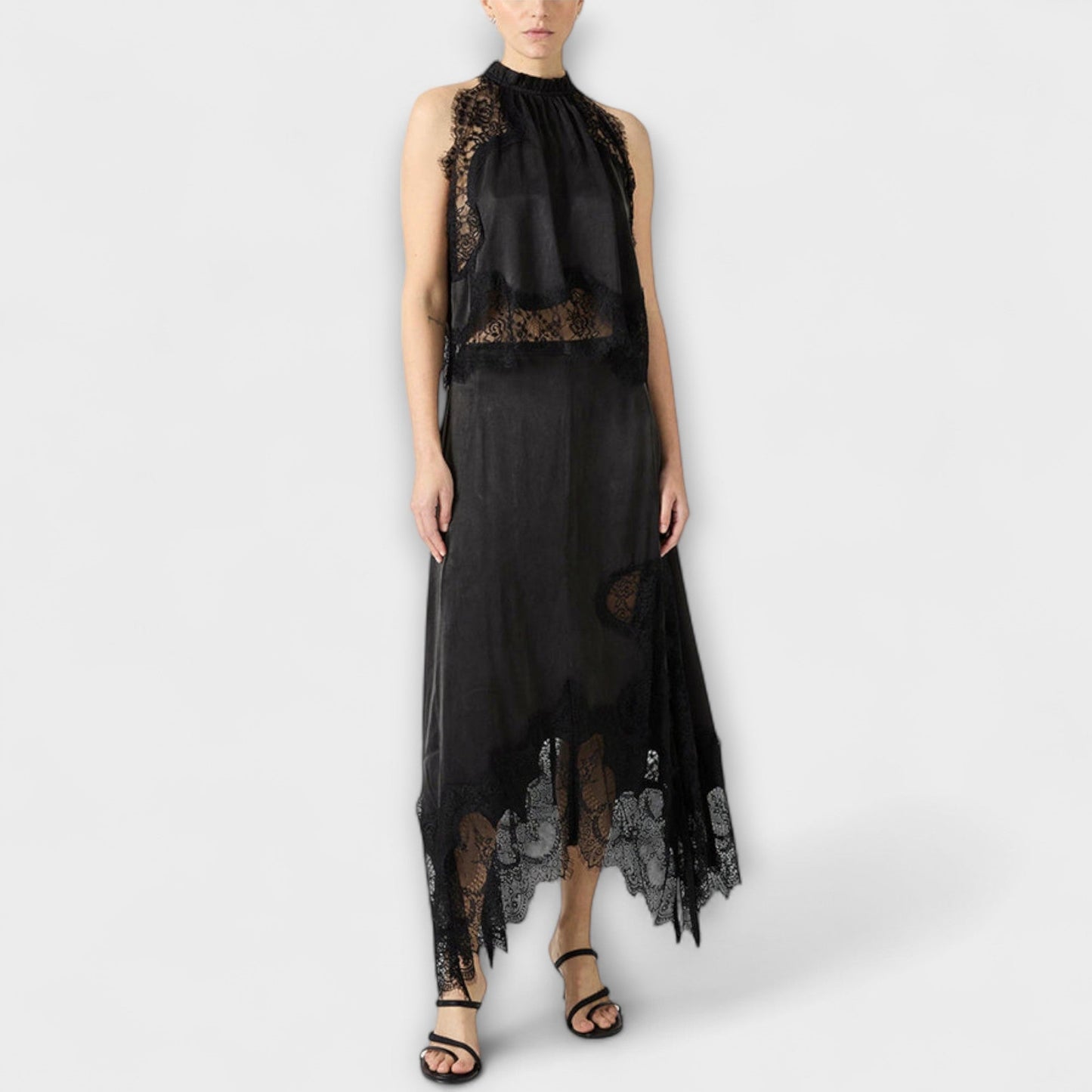 Kaia - Bluzka satynowa z koronkowym wykończeniem i plisowanym dekoltem w zestawie