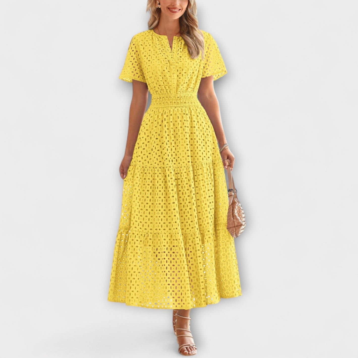 Aurora - Elegancka Letnia Sukienka z Koronką