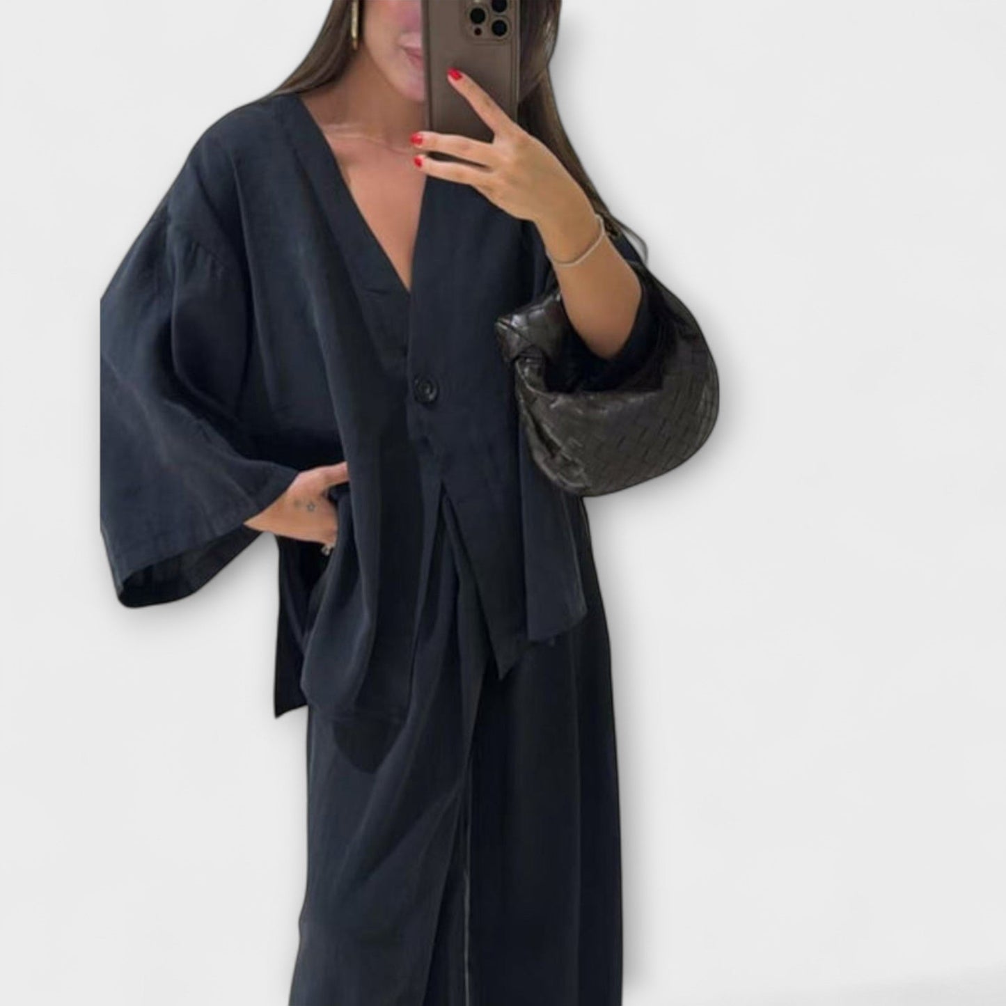 Aurora - Luźna bluzka z dekoltem w serek oraz spodnie