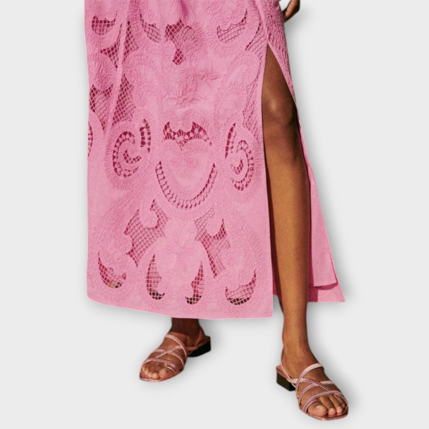 Milla - Oszałamiający zestaw z koronkowym dekoltem