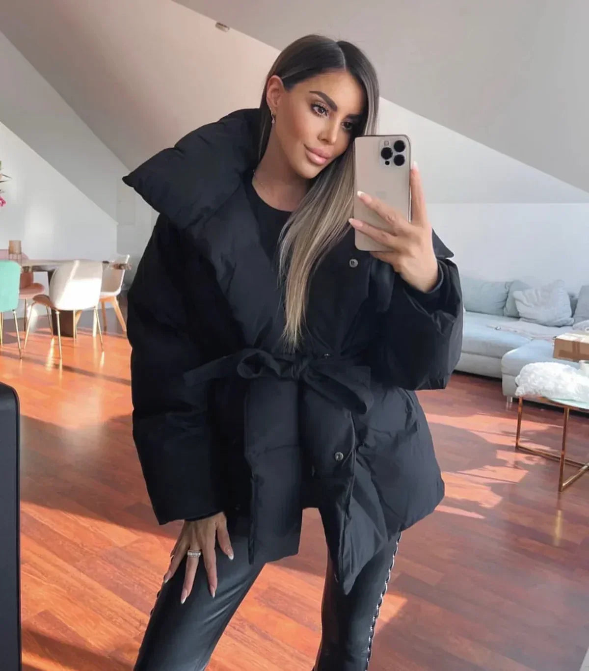 Illyria - Elegancka kurtka puchowa